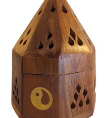 Houten Piramide kegelbrander met yin yang