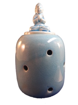 Ronde Keramiek Oliebrander met Boeddha deksel C