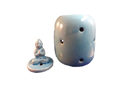 Ronde Keramiek Oliebrander met Boeddha deksel C