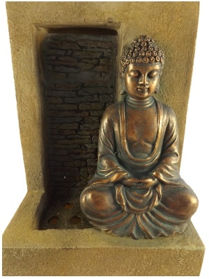 Boeddha met muur fontein