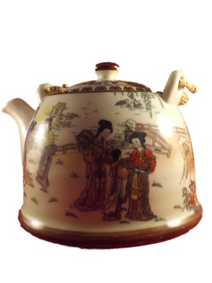 Theepot met Chinese vrouwen