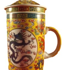 Chinese Thee Mok met Draak Geel