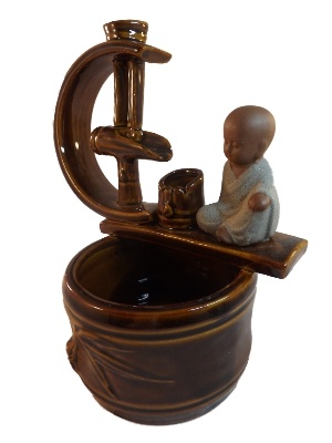 Terugstroom wierook-waterval. Monnik -6