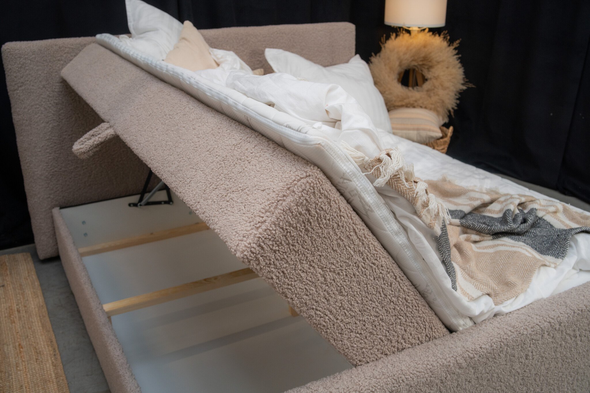 Noctera Opbergboxspring Lars - Teddystof