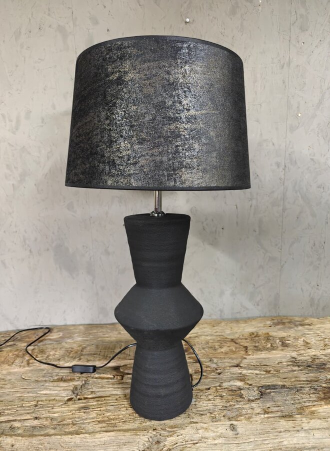 Tafellamp Zwart met Fluwelen Kap – Moderne Designlamp