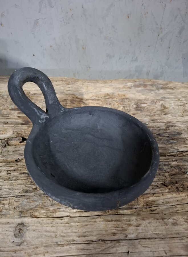 Stenen Schaal met Oor Zwart Ø21cm