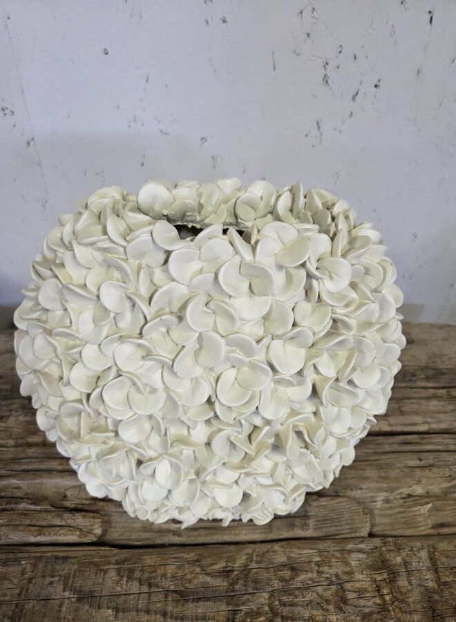 Decoratieve Bloem Vaas Wit – Reliëf – 30 × 16 × 28 cm