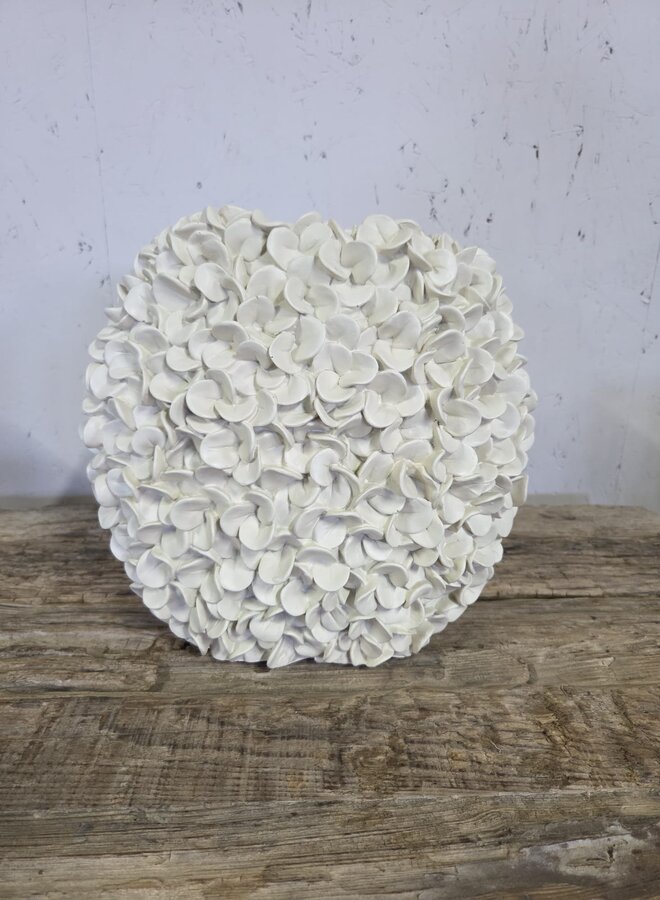 Decoratieve Bloem Vaas Wit – Reliëf – 30 × 16 × 28 cm