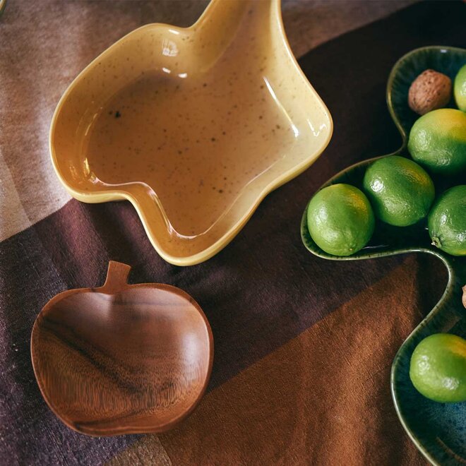 Serveerschaal | Shell ceramics | Vanille