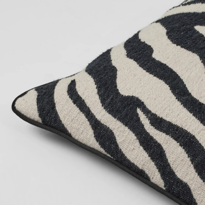 Sierkussen zebra print | 50x50