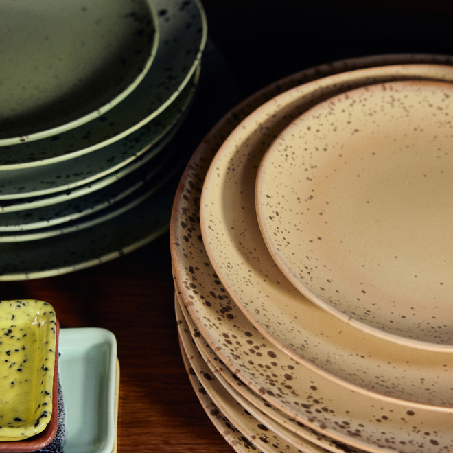 Bord Bijgerecht Grit | 70's Ceramics