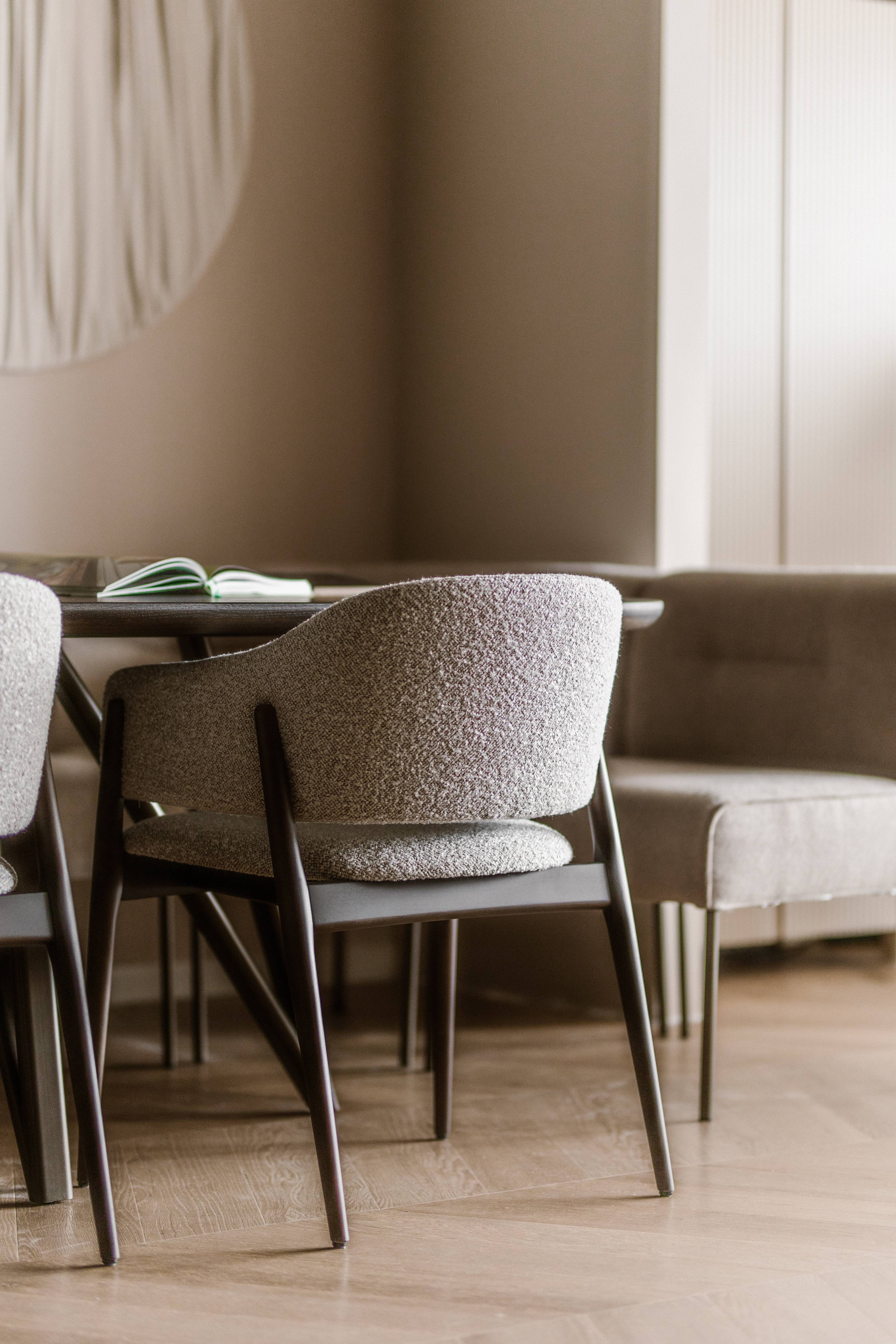 Eetkamerstoelen met oog voor detail.