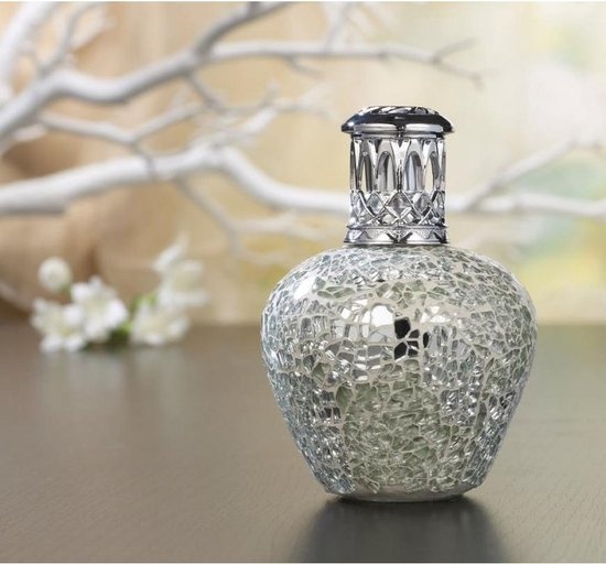 Ashleigh & Burwood - Geurlamp Luminosity