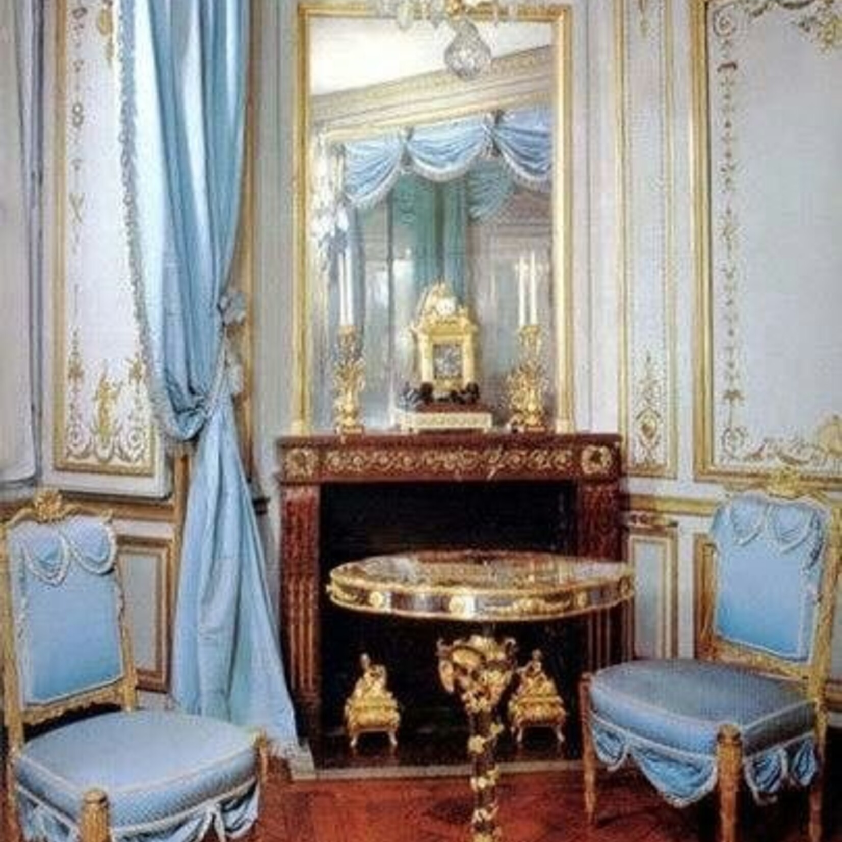 LC BERGÈRE LOUIS XVI BLAUW