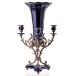 Decotrends  Porcelain with bronze centerpiece, vase with candlestick