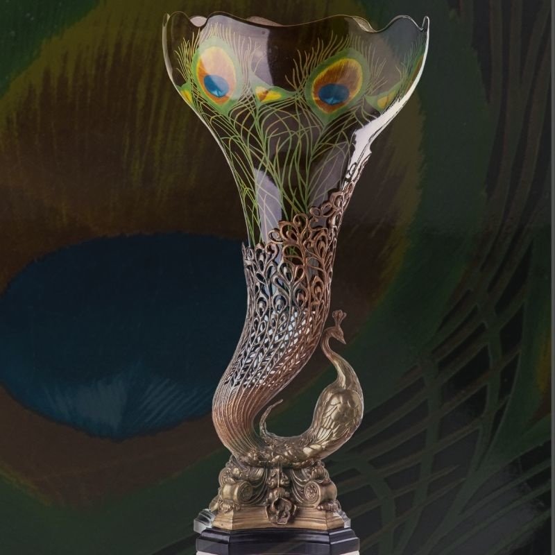 Decotrends  Bronze peacock vase