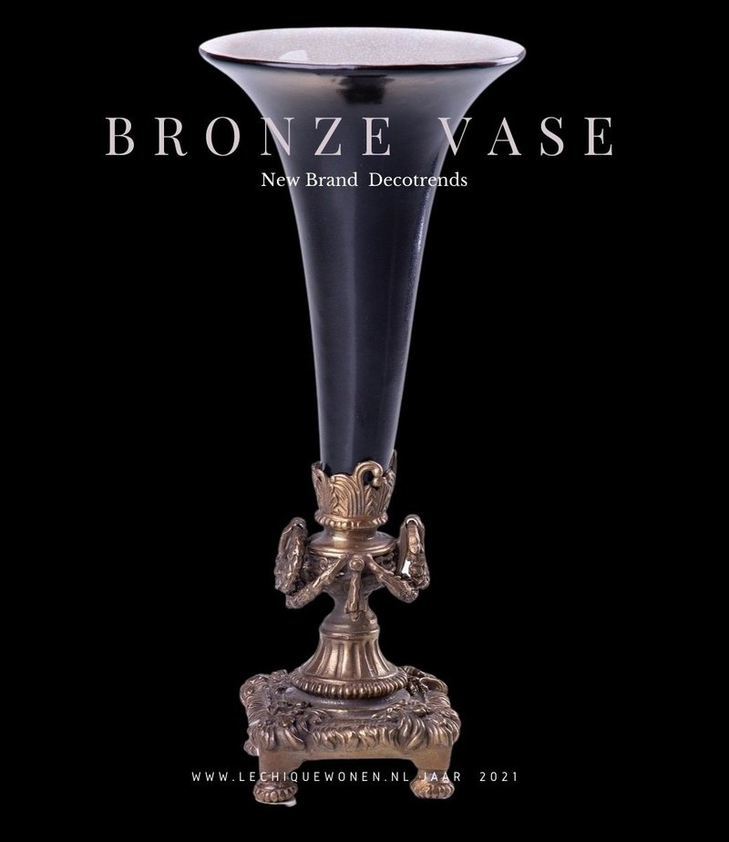 Decotrends  Porcelaine avec vase / bougeoir en bronze