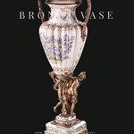 Decotrends  Porcelain with bronze vase with women