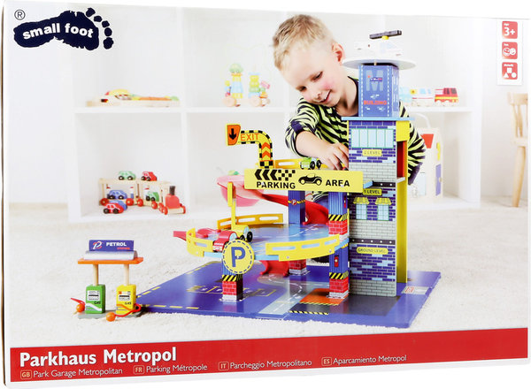 Small Foot Parkeergarage "Metropolitan" Small Foot Parkeergarage "Metropolitan"