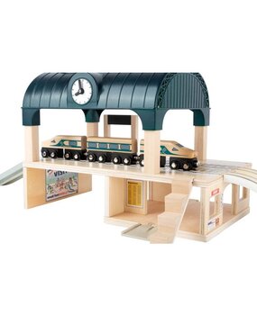 Small Foot Treinstation met toebehoren Small Foot Treinstation met toebehoren