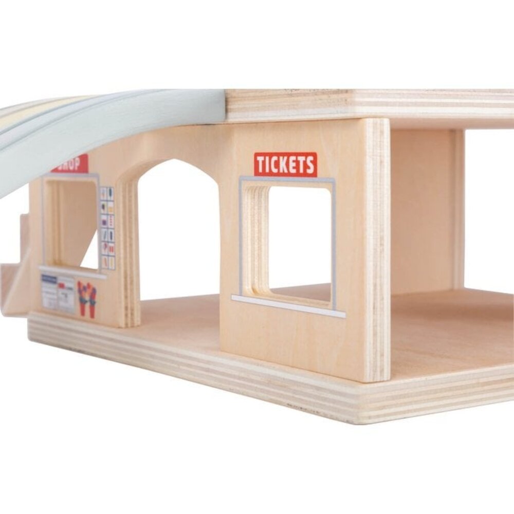 Small Foot Treinstation met toebehoren Small Foot Treinstation met toebehoren