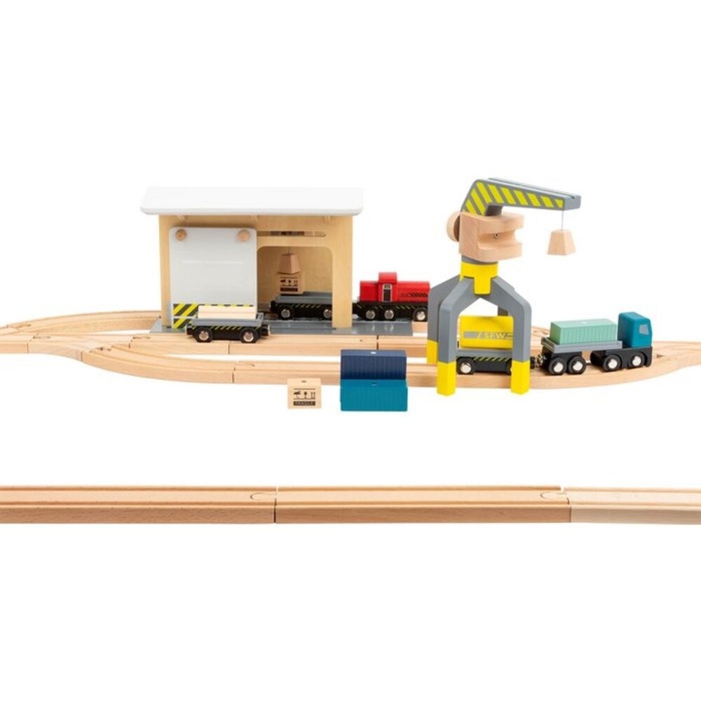 Small Foot Goederenstation met toebehoren | houten spoorwegen | 100% FSC Small Foot Goederenstation met toebehoren | houten spoorwegen | 100% FSC