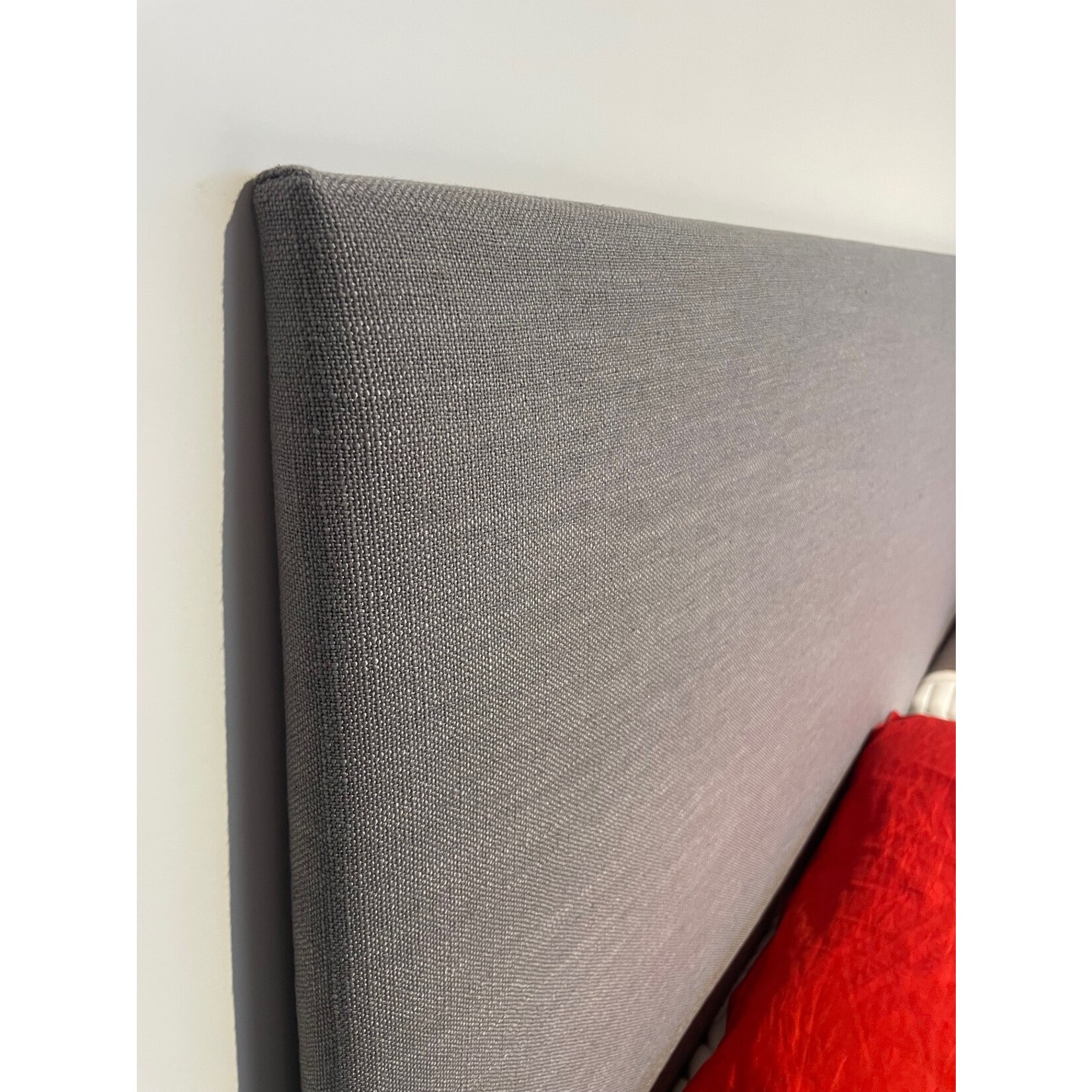 Swissflex Swissflex Uni20 op poten met hoofdbord 180cm x 200cm