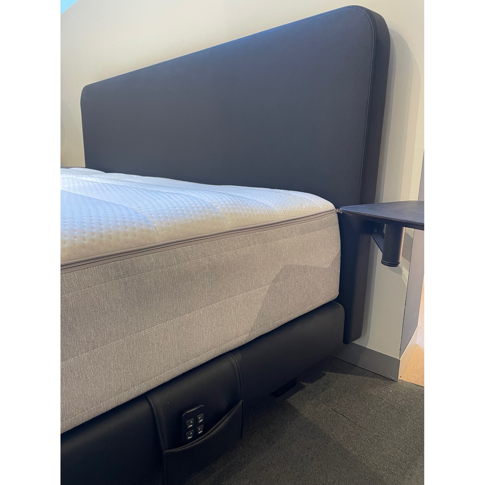 EQUilli EQUilli Balance Boxspring 2-motorig  incl. hoofdbord 180cm x 200cm