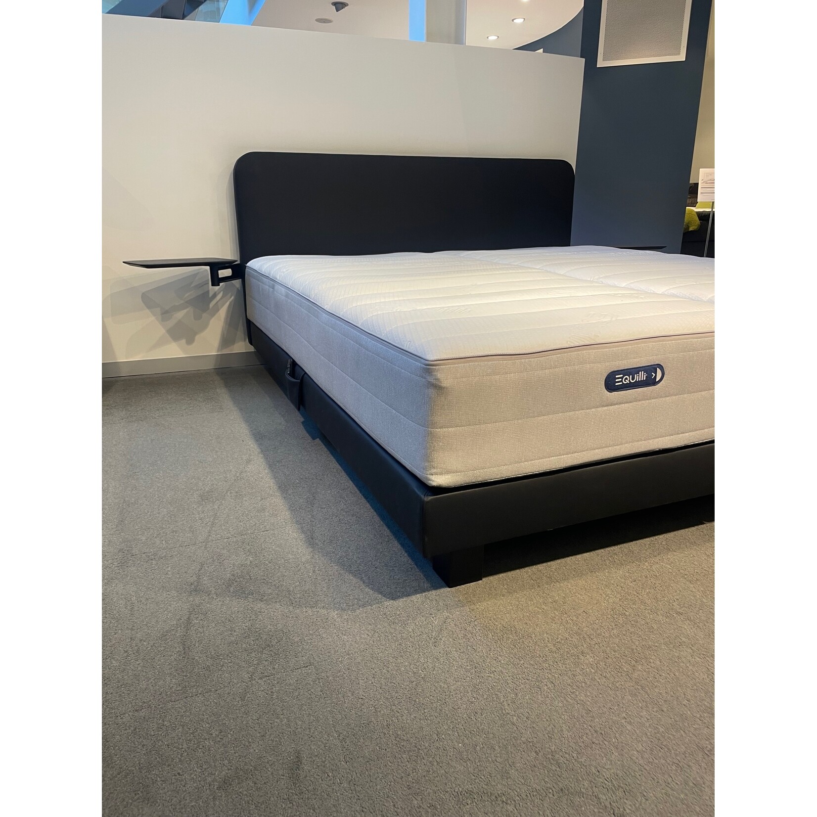 EQUilli EQUilli Balance Boxspring 2-motorig  incl. hoofdbord 180cm x 200cm