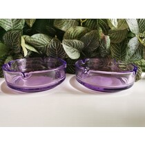 Set van 2 paarse transparante stevige glazen retro asbakken met stevige rand