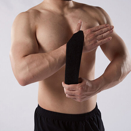 WBS Support Wrist wrap - Polsbandage Fitness - Compressie - Steunt spieren en gewrichten - One size - Zwart