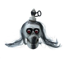 Halloween hangdecoratie pop - Horror decoratie doodskop - hangend - 17 cm - Zwart haar