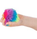 Trendhaus Fluffy regenboog stressbal - Speelbal - Soft density - Ø 7 cm - Multicolor