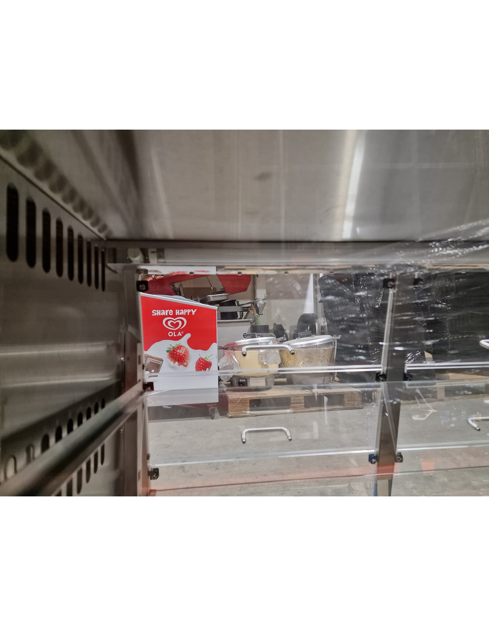 PProfessionele Culion opzet vitrine  140x70x70 = bxdxh cm's