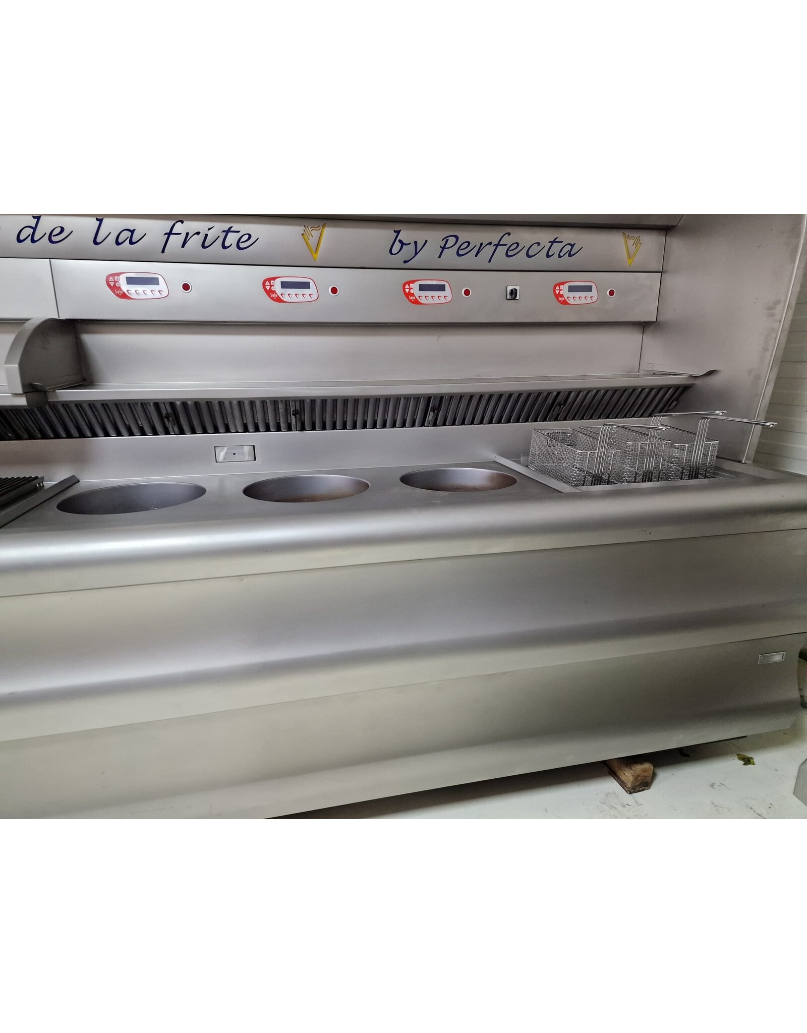 Perfecta Perfecta gereviseerde Bakwand Friteuse lavasteen + bakplaat - op Aardgas