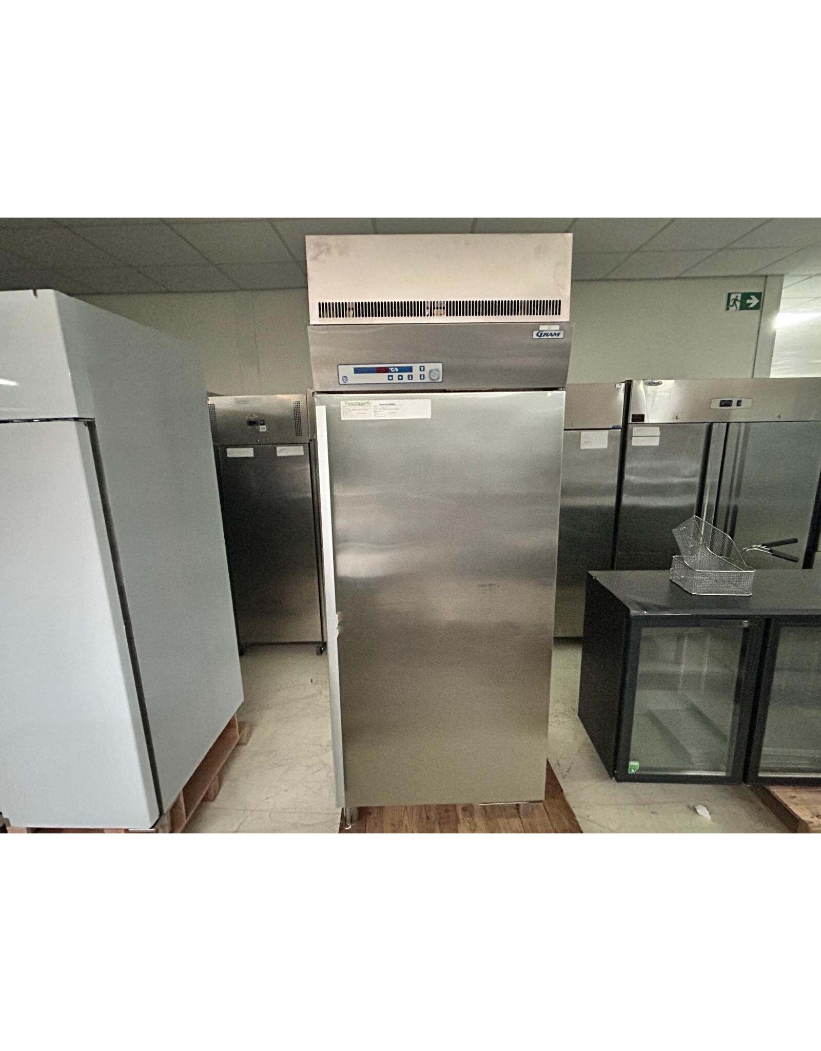 Gram Eintüriger Gram-Bäckereikühlschrank aus Edelstahl
