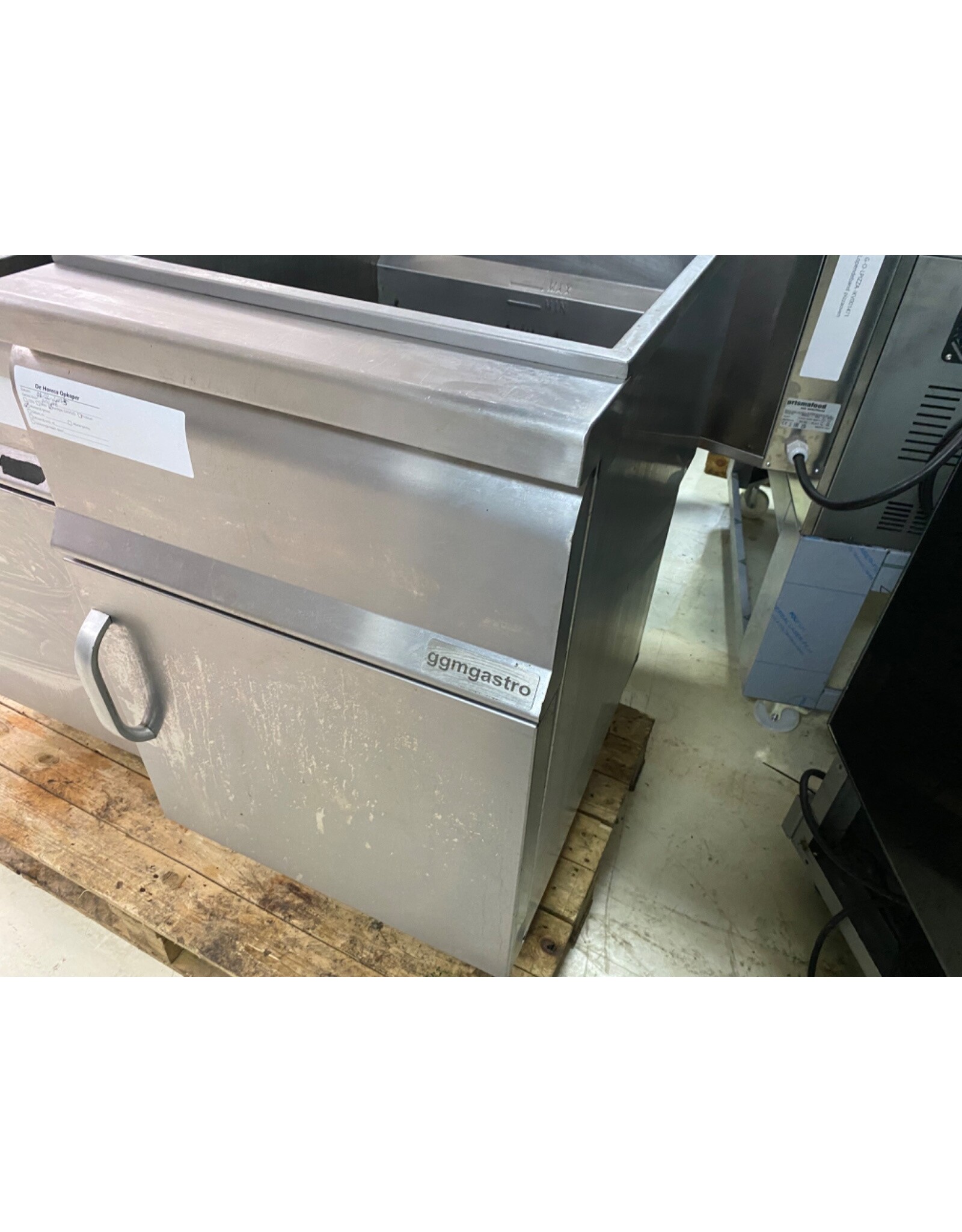 2x Zeer krachtige 3 mands gasfriteuse 45kW!