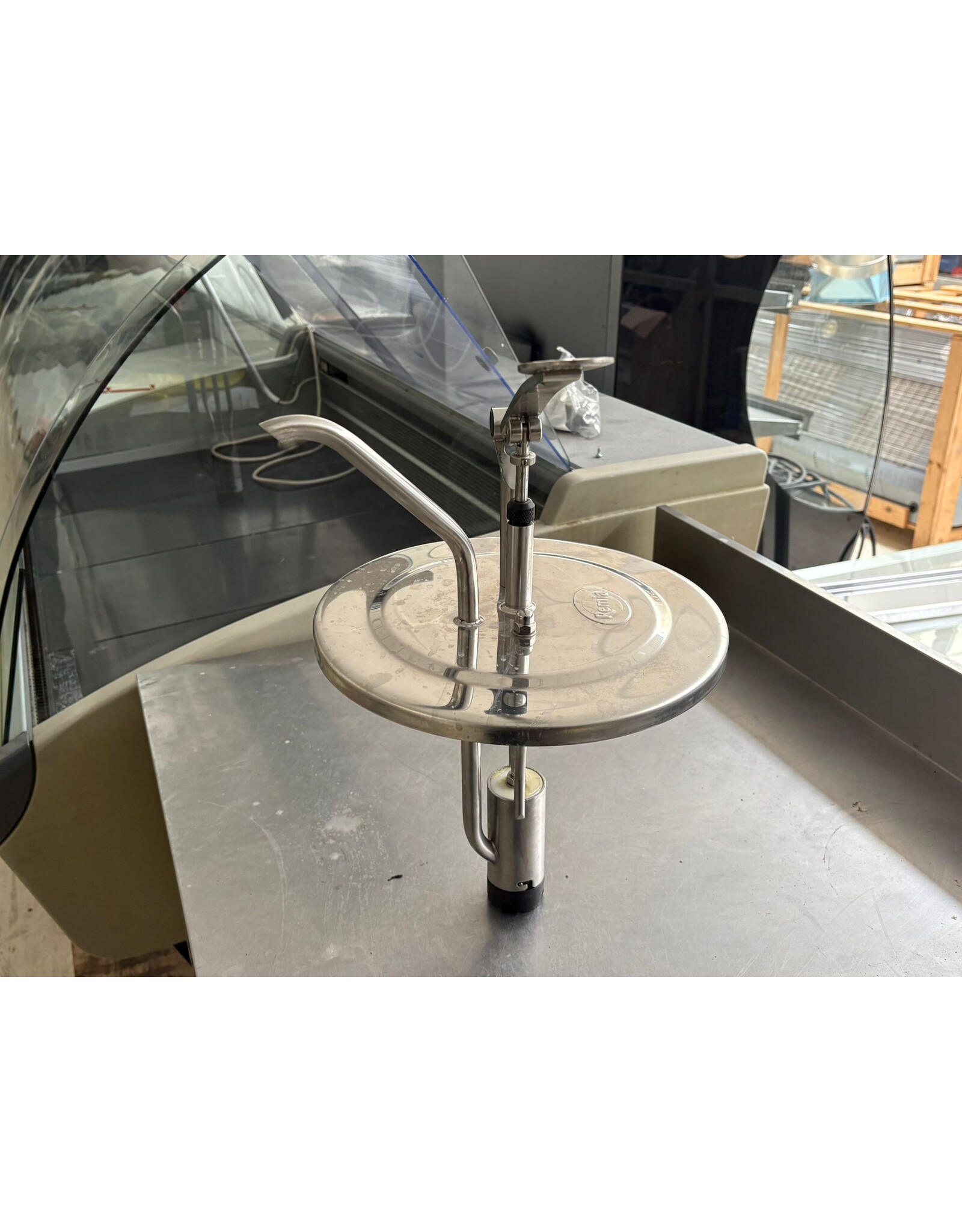 Remia Emmer Dispenser - Remia 3x