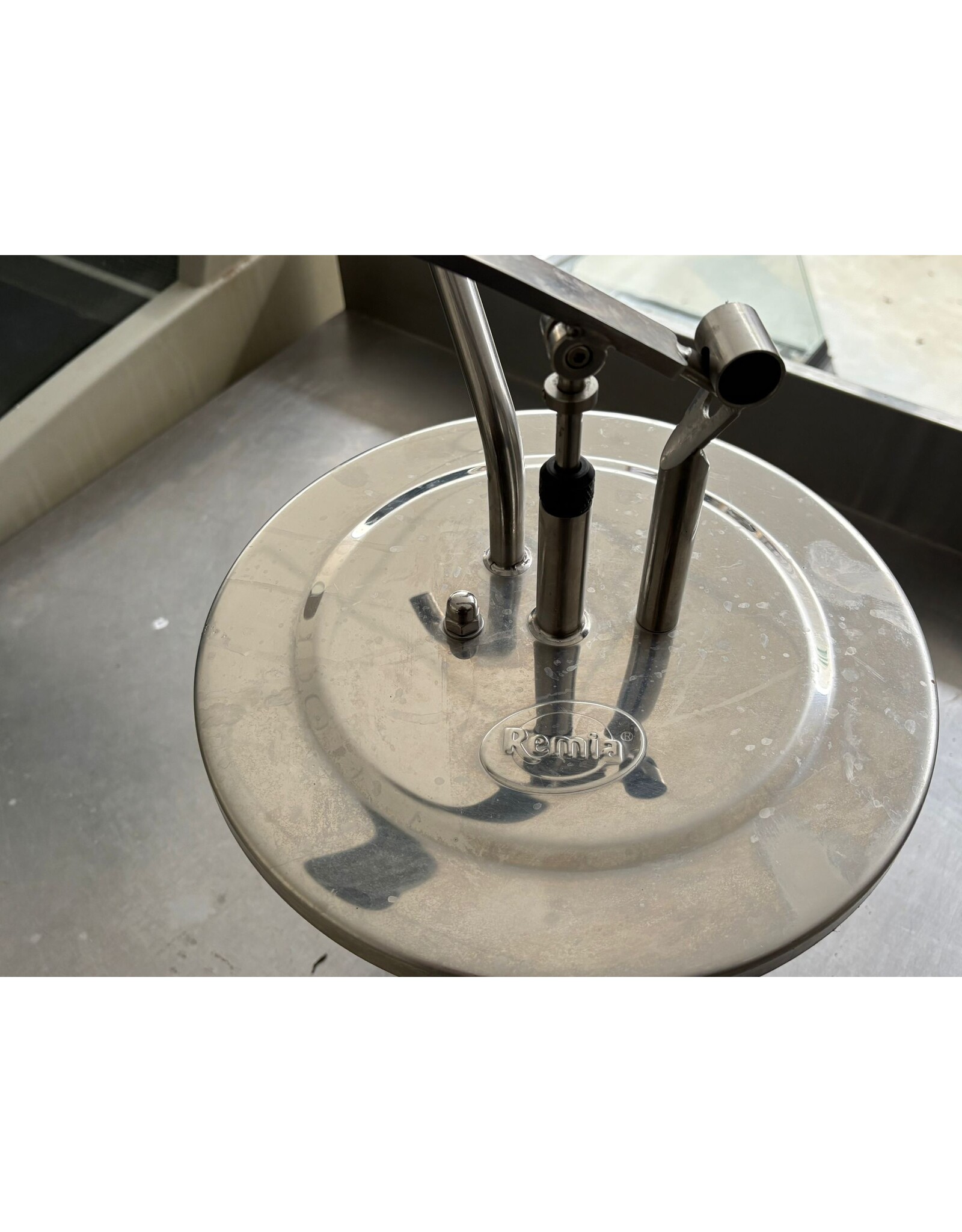 Remia Emmer Dispenser - Remia 3x