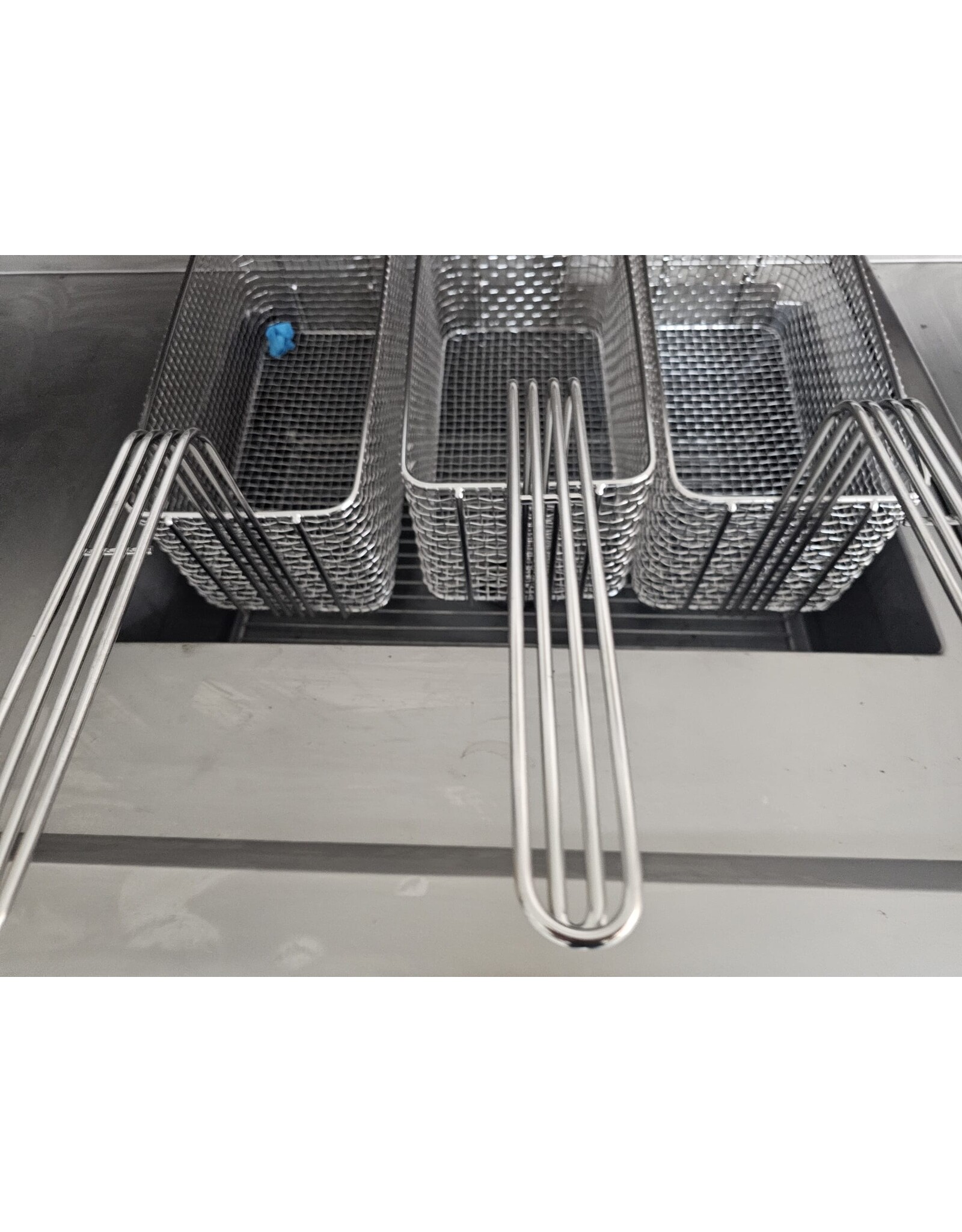 Perfecta Gereviseerde Perfecta bakwand friteuse 4x R en 1x 3 mands
