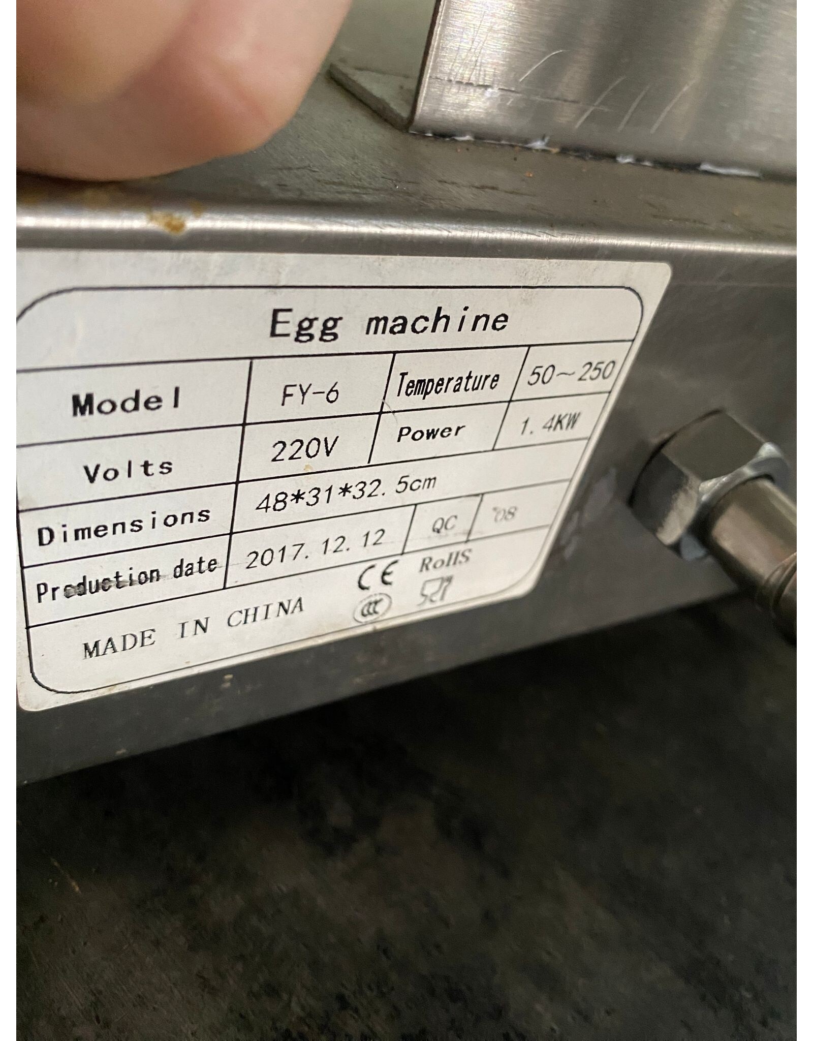 egg machine - 55x22x27 lxbxh