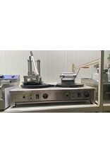 Dubbele Crêpeplaat met Deegpers