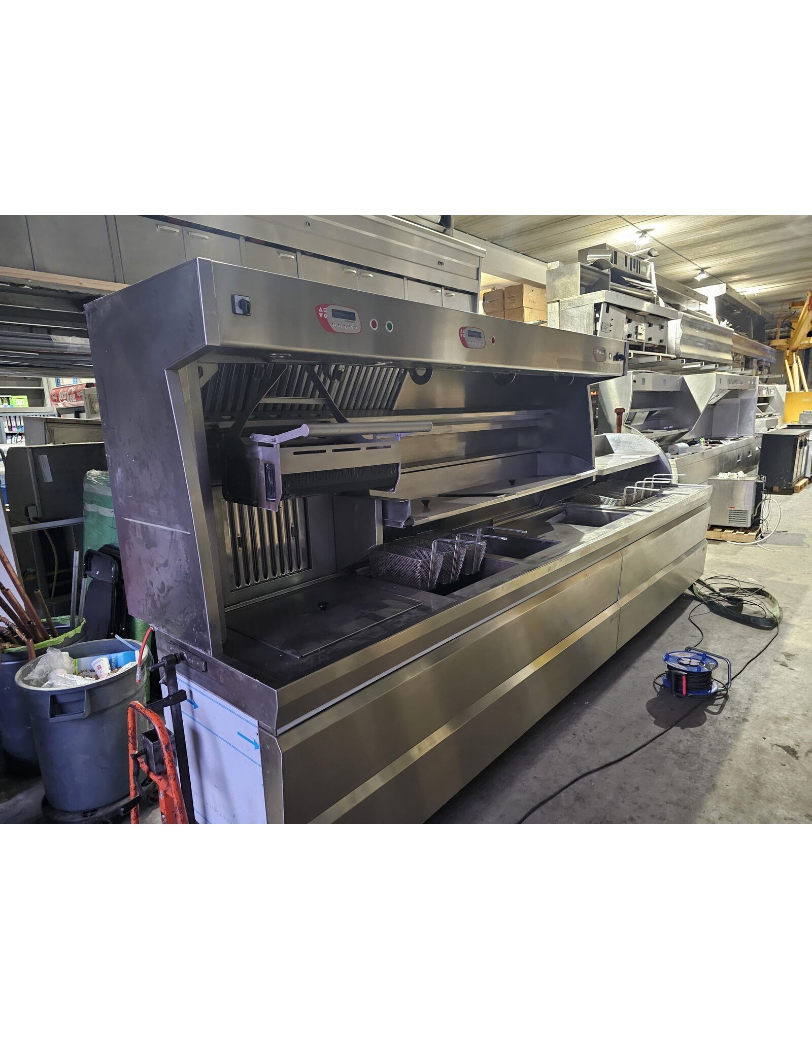 Nog niet gereviseerd - Perfecta bakwand friteuse met transfer hoog rendement