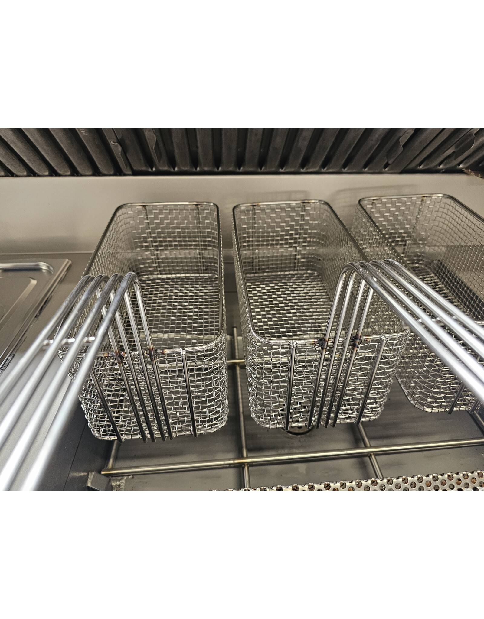 Perfecta hoog rendement bakwand friteuse 2x 2  mands 1x 3 mand en bakplaat