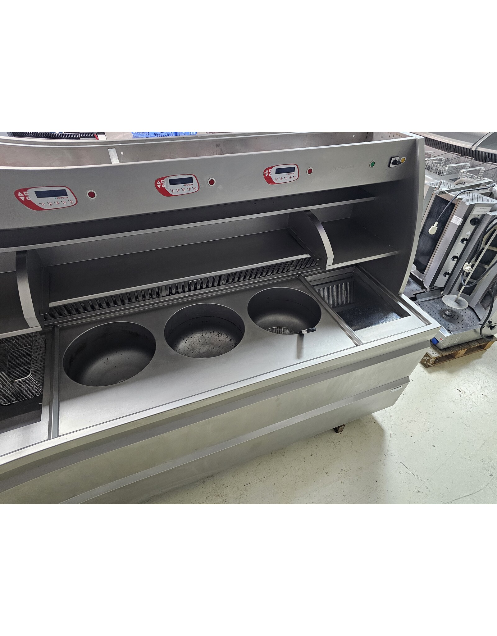 Perfecta bakwand friteuse 3x XXL rond + 2 m snack + scoop + bakplaat