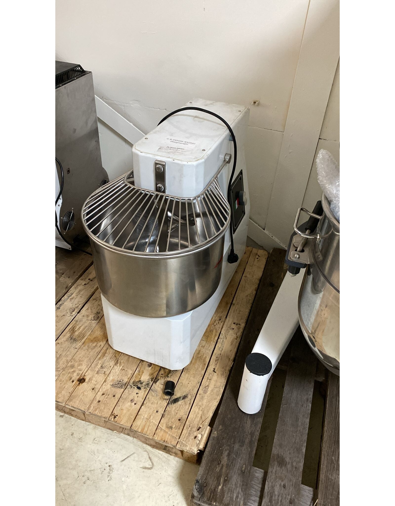 deegmenger / spiraalmenger