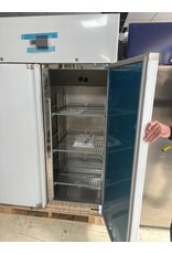 Q-Gastro Gefrierschrank – 1200 l – 6 verstellbare Ablagen (2/1 GN) – Edelstahl – auf Rollen