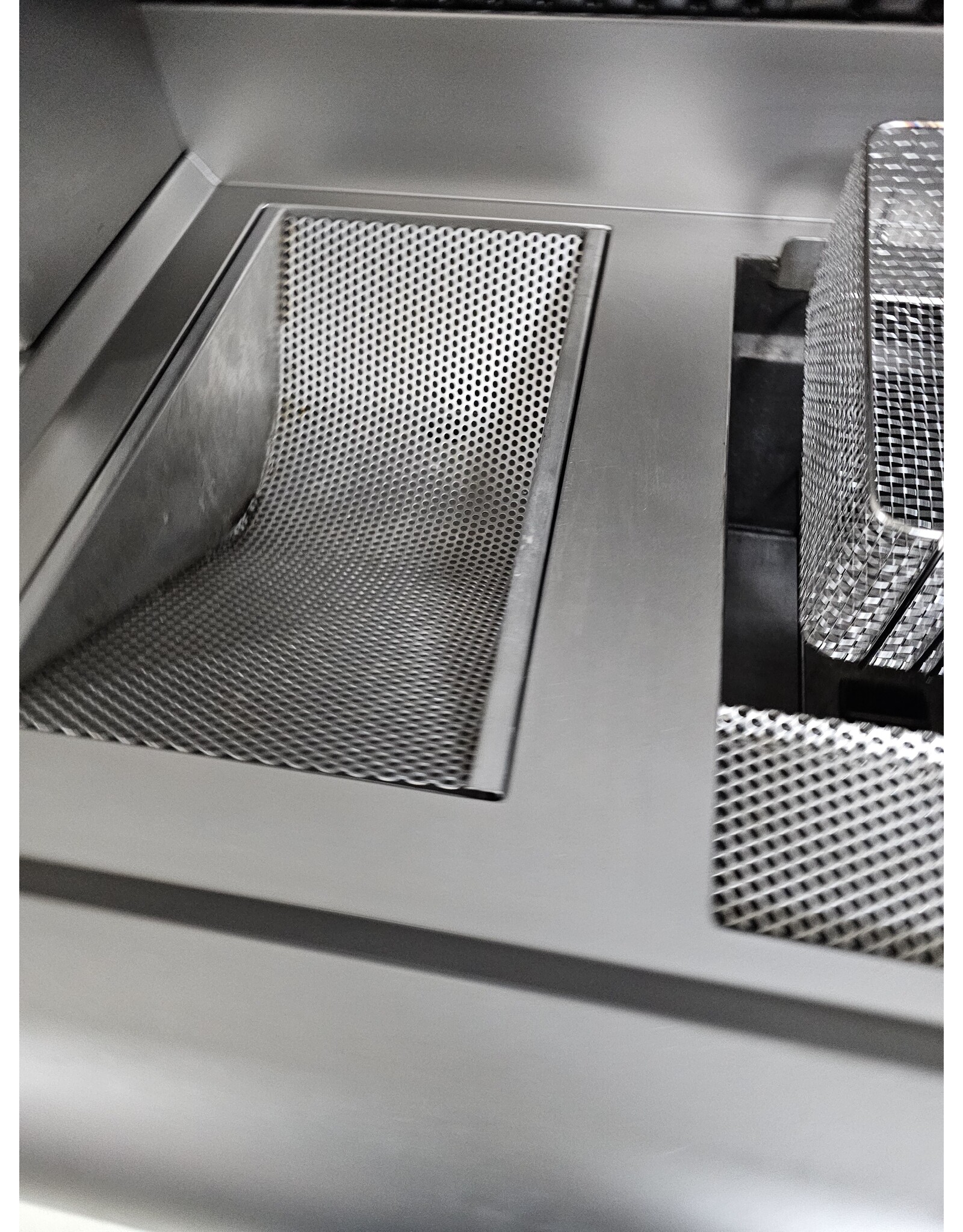 Gereviseerde Perfecta bakwand friteuse VR 3x 2 mand ABM+Bkpl+Vetpomp 129kW