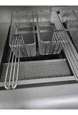 Gereviseerde Perfecta bakwand friteuse VR 3x 2 mand ABM+Bkpl+Vetpomp 129kW