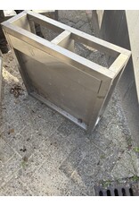 Edelstahlsockel 70 x 68 x 21cm (B x T x H) Bei Lieferung gereinigt